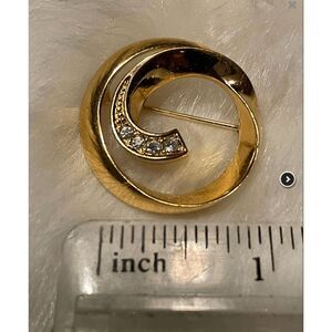 Vintage Spiral Gold Pin